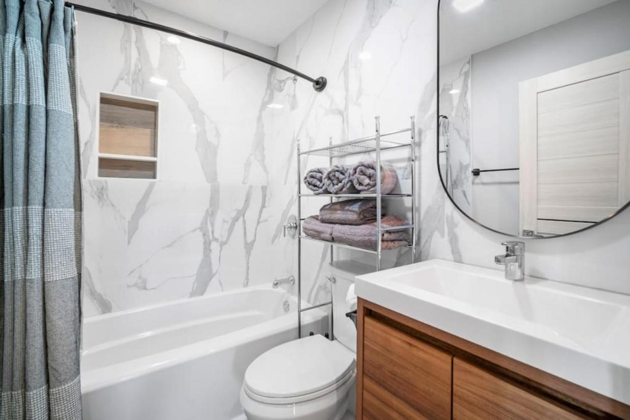 Unit 3 European Style King Size Bed Stockton College Apartment Atlantic City Bagian luar foto