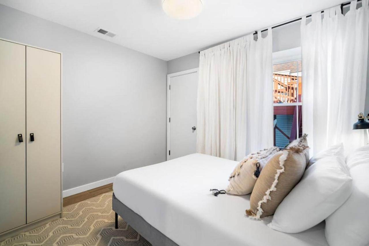 Unit 3 European Style King Size Bed Stockton College Apartment Atlantic City Bagian luar foto